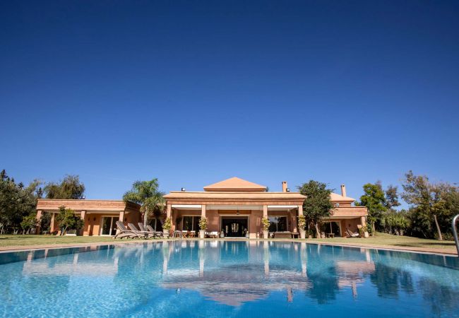 Villa à Marrakech - DAR NEYLLA