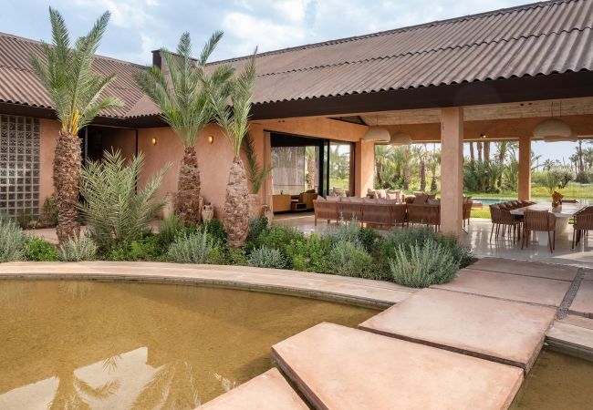 Villa in Marrakech Palmeraie - KERGONDÉ - Private pool, tennis and padel courts