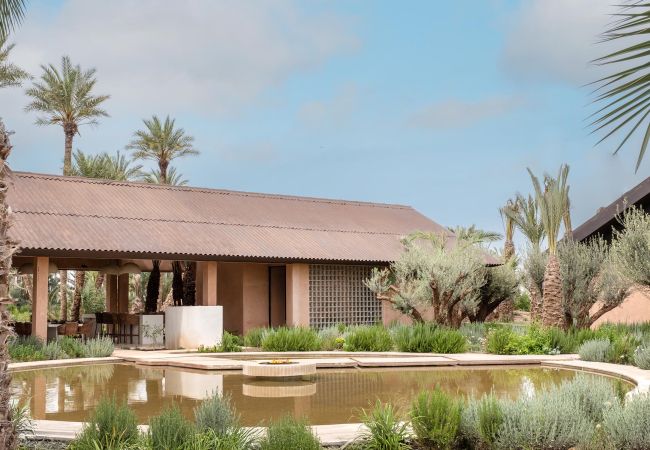 Villa in Marrakech Palmeraie - KERGONDÉ - Private pool, tennis and padel courts