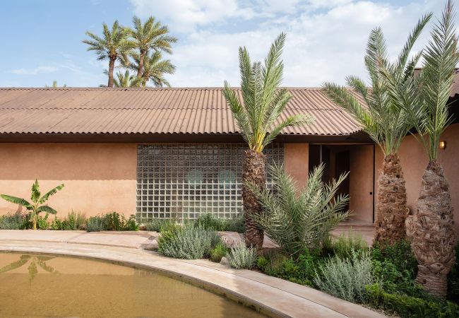 Villa in Marrakech Palmeraie - KERGONDÉ - Private pool, tennis and padel courts