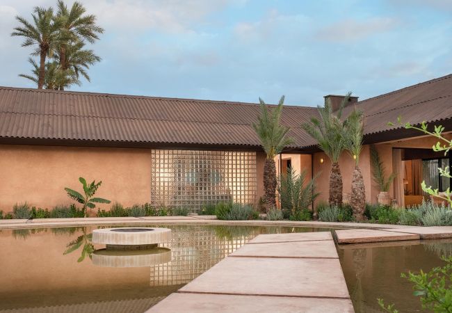 Villa in Marrakech Palmeraie - KERGONDÉ - Private pool, tennis and padel courts