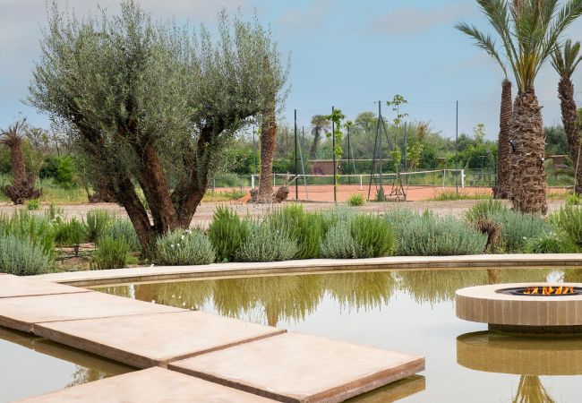 Villa in Marrakech Palmeraie - KERGONDÉ - Private pool, tennis and padel courts