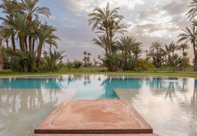 Villa in Marrakech Palmeraie - KERGONDÉ - Private pool, tennis and padel courts
