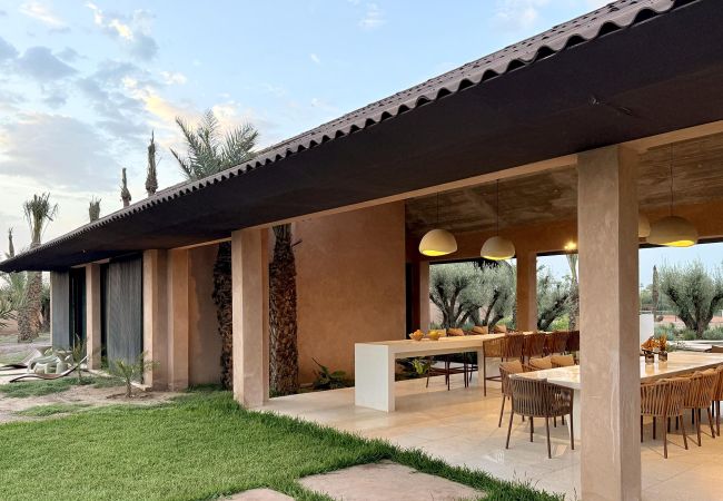 Villa in Marrakech Palmeraie - KERGONDÉ - Private pool, tennis and padel courts