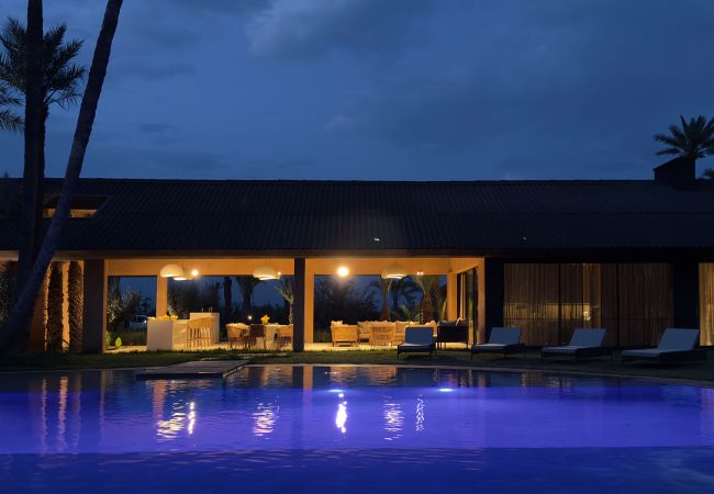 Villa in Marrakech Palmeraie - KERGONDÉ - Private pool, tennis and padel courts